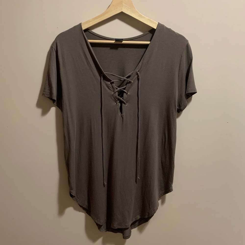 The clas-sic USA tie top